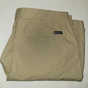 NWT Columbia Washed Out Classic Shorts Men's Size 36 AM4471 Beige